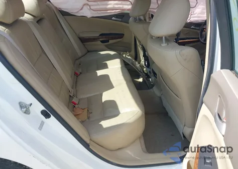 2010 Honda Accord 2.4 Ex-L z USA, uszkodzony, nr VIN 1HGCP2F85AA186505